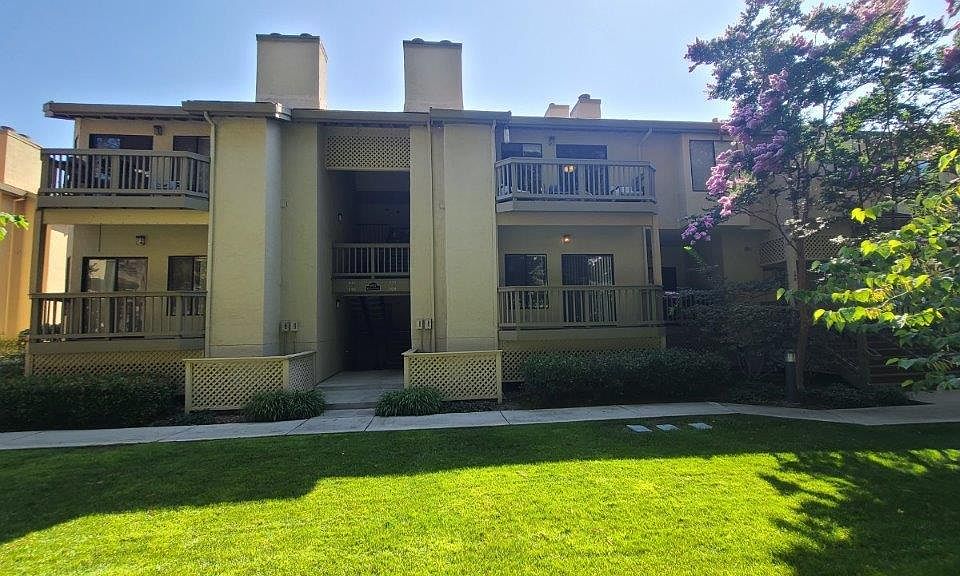 1st image of 1913 Magdalena Cir APT 109
