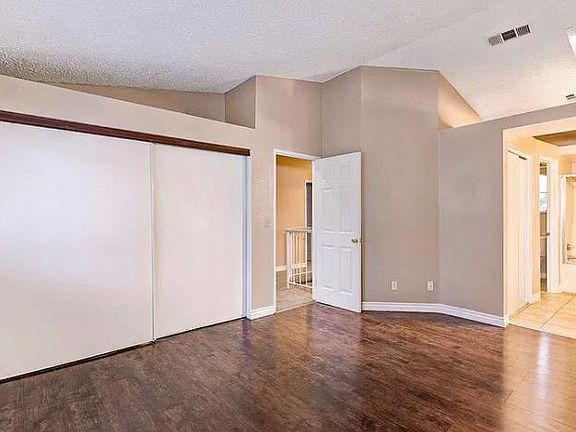 5th image of 14565 El Contento Ave