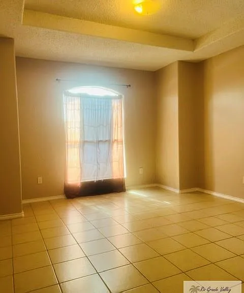 2820 Vienna St — Photo 14