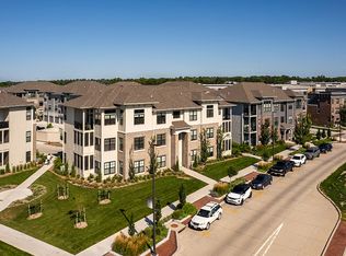 2014 University Dr #302, Kearney, NE 68849