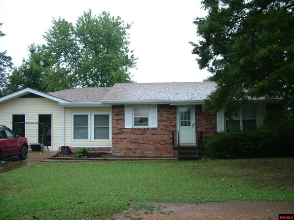 615 Locust St, Mountain Home, AR 72653