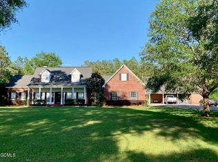 19412 Highway 613, Moss Point, MS 39562