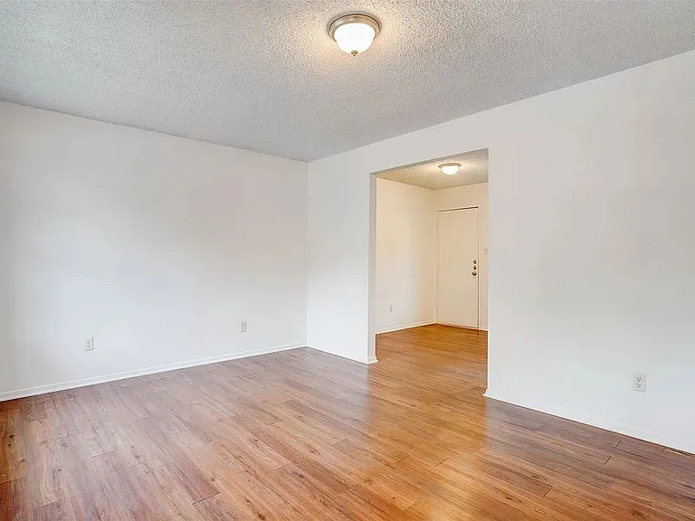 714 Martindale Rd — Photo 17