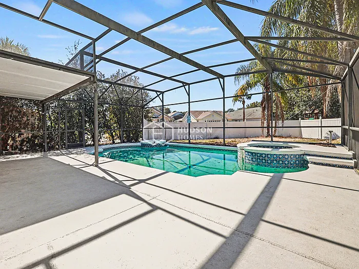 1555 Indian Oaks Trl — Photo 5