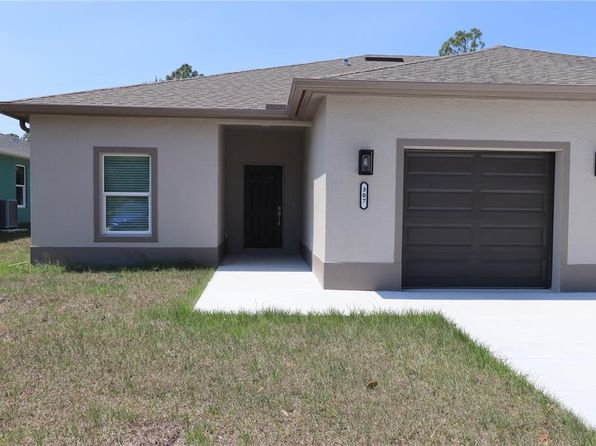 307 Lomond Dr