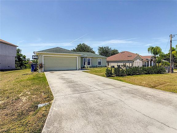 2nd image of 325 Snook Way