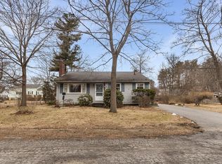 6 Maple Rd, Wilmington, MA 01887