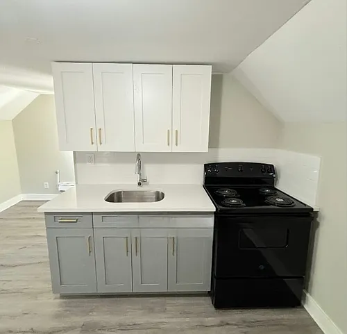 150 Norwood St Photo 1