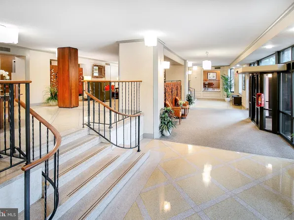 5901 Mount Eagle Dr APT 1101, Alexandria, VA 22303