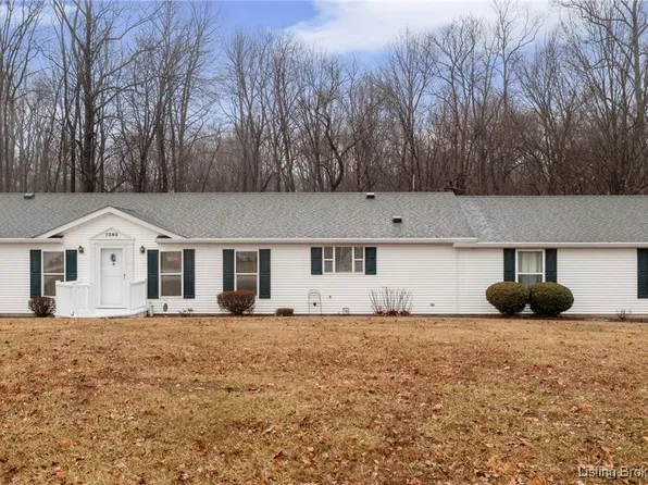 7383 Mockingbird Court NE, New Salisbury, IN 47161
