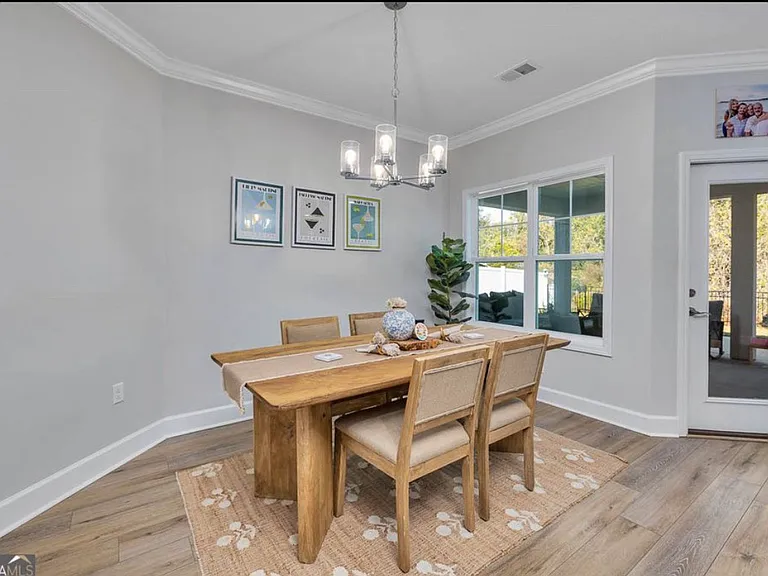 176 Verano St — Photo 23