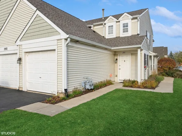 2503 Sheehan Dr Unit 201, Naperville, IL 60564