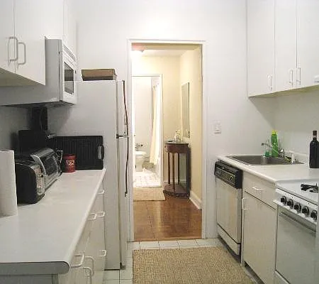 Rented by essential NEW YORK Real Estate | media 21