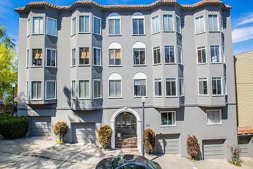 390 Liberty Photo 1