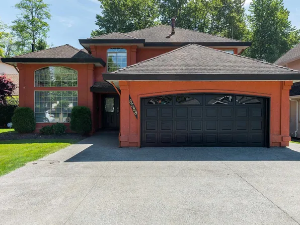 8588 141st St, Surrey, BC V3W 3A9