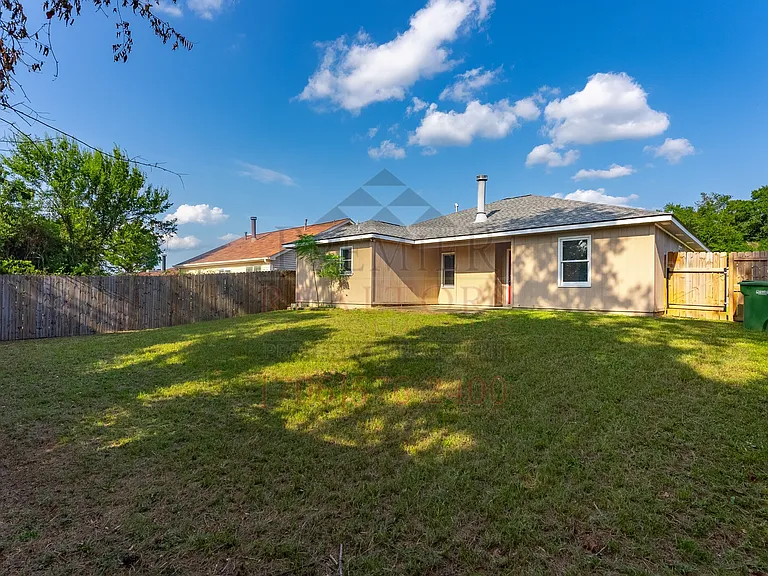 883 Chesapeake Way — Photo 10