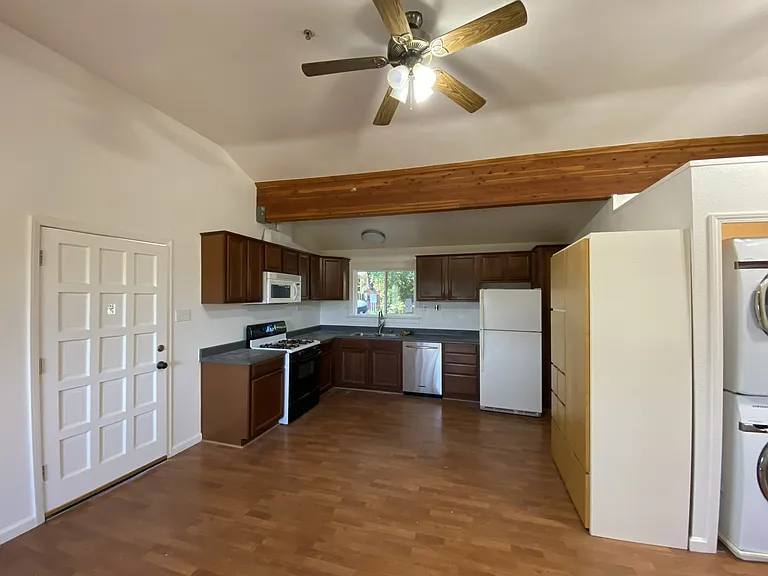 224 Fair Ave — Photo 6