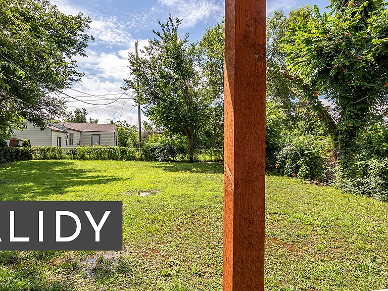 1338 South Dr — Photo 42
