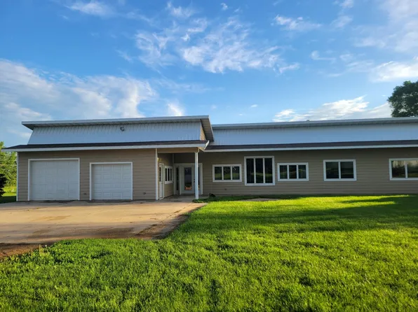 2144 230th Ave, Milford, IA 51351