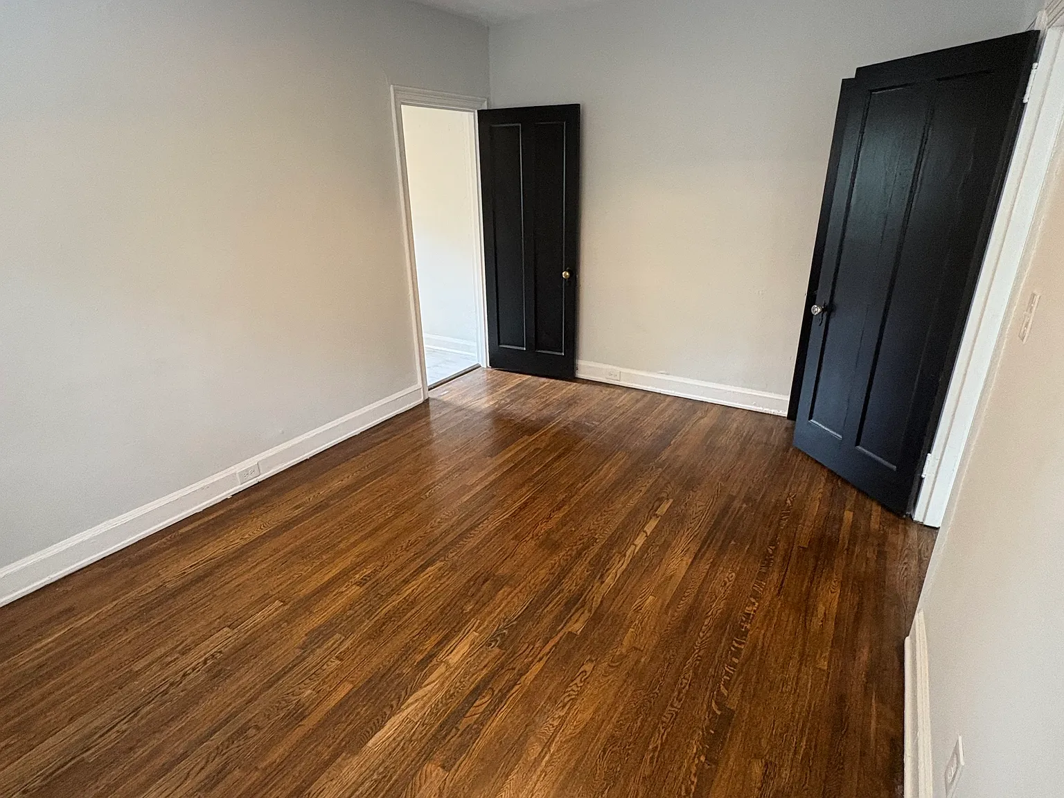 2804 Madison Rd — Photo 4
