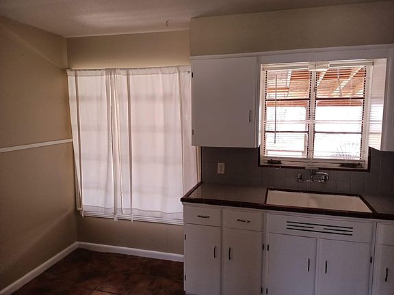 2nd image of 227 Addax Dr