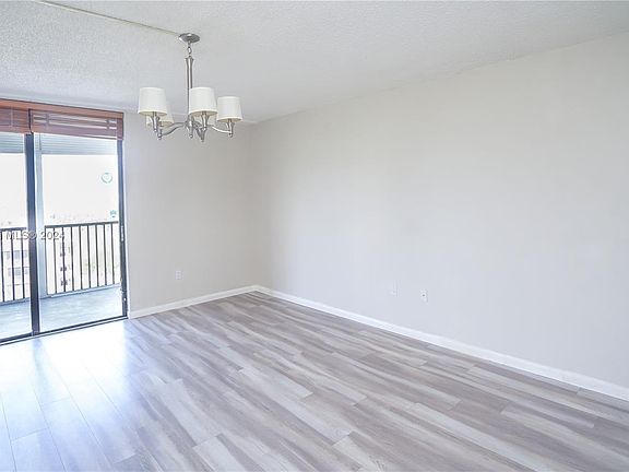 5th image of 3375 N Country Club Dr APT 1008