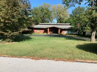 151 Kings Dr, Florissant, MO