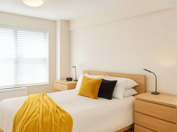 33 Greenwich Avenue image 5 of 9