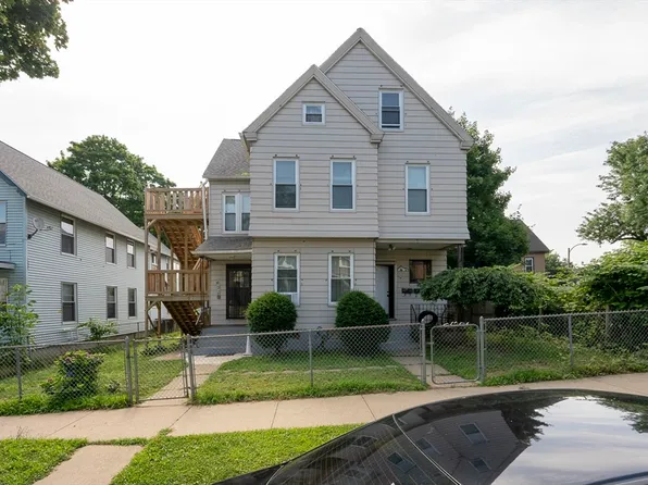 72-74 Linden St, Holyoke, MA 01040