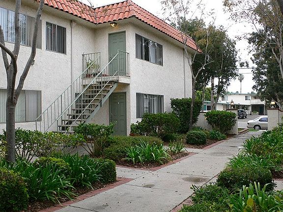 141 Holly Ave, Carpinteria, CA 93013 | Zillow