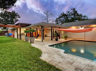6703 Lindyann Ln, Houston, TX 77008