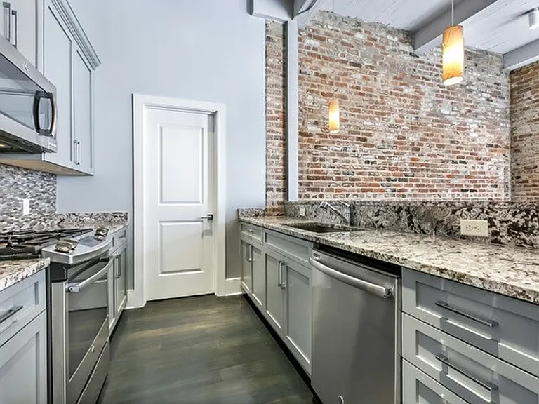 516 Bienville St — Photo 13