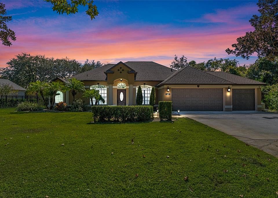 1st image of 127 ALEXANDRA WOODS DRIVE