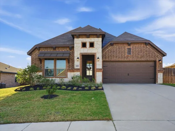 6505 Molly Anita Dr, Burleson, TX 76058