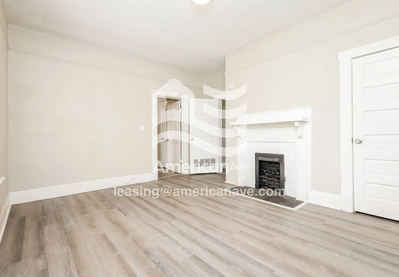 3 bed, 2.0 bath, 1557 sqft, $1,297 — Photo 4