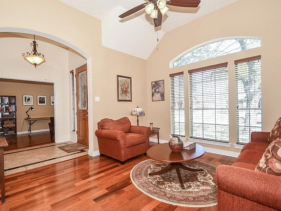 5th image of 2822 Norwood Hills Dr