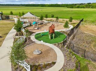 4109 Hawthorn Dr, Aubrey, TX 76227