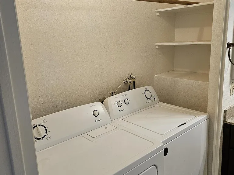 1600 N Saba St #163 — Photo 17