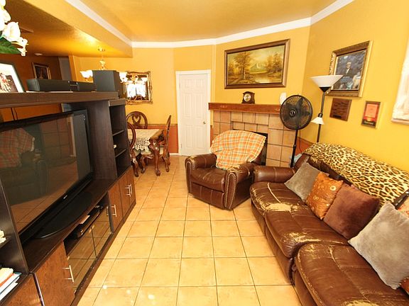4th image of 2320 E Ave Q4 #17