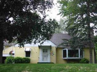 3510 Telegraph Rd, Davenport, IA 52804