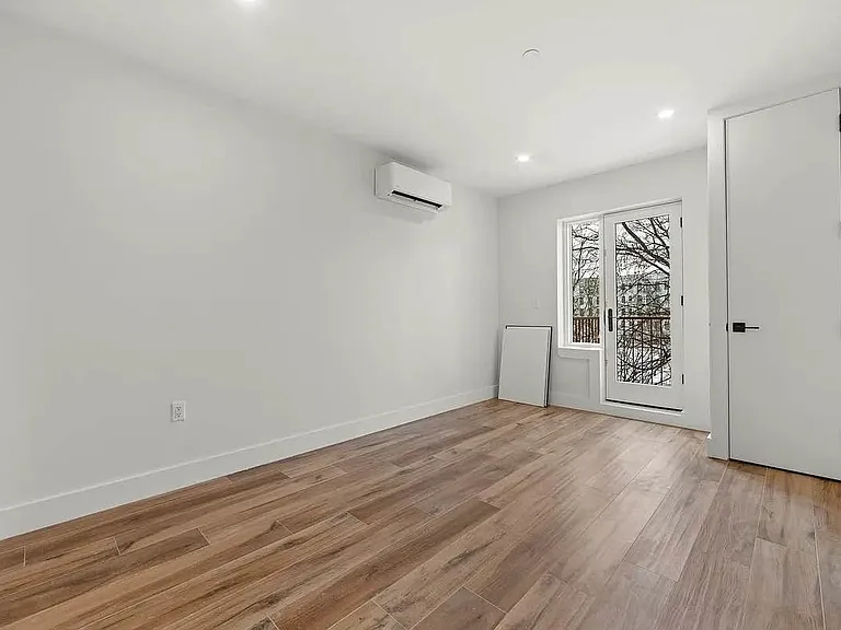 931 New York Ave #7A — Photo 6