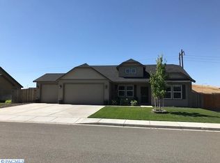 6061 Beechwood St, West Richland, WA 99353