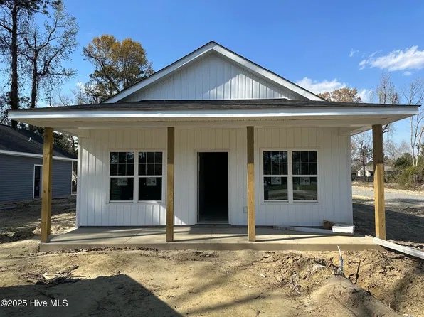 111 Colbert Lane, Hampstead, NC 28443