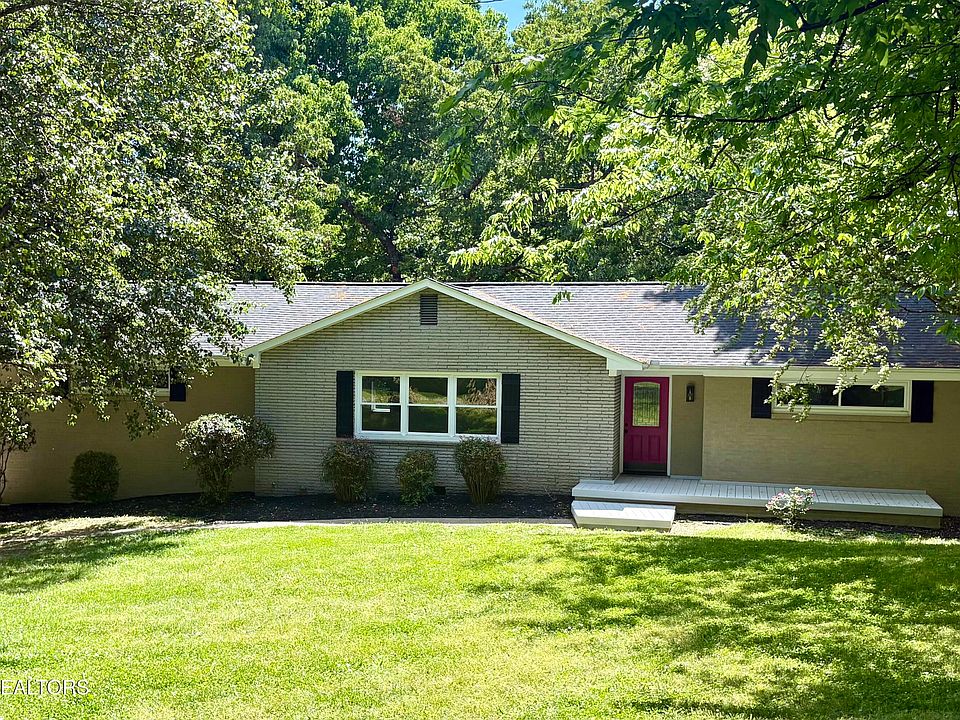 1st image of 1613 Autry Way