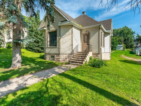 528 W Summit Ave, Fergus Falls, MN 56537
