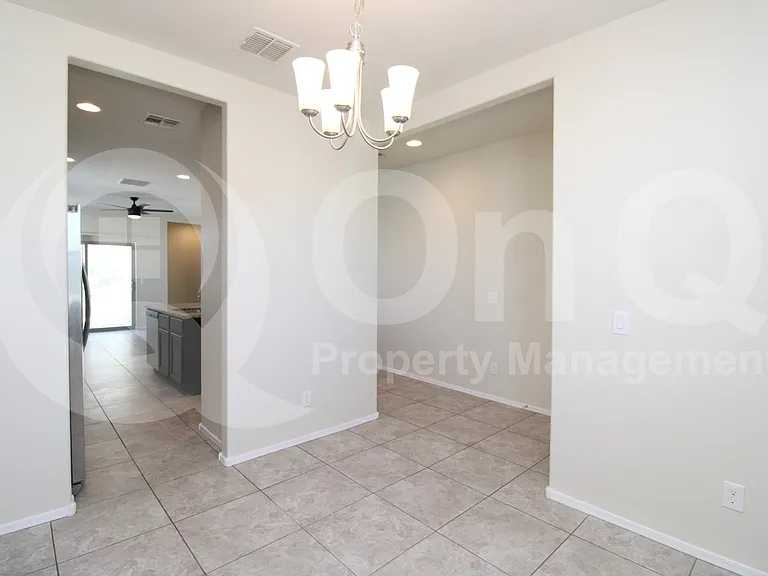 11605 E Lupine Ln — Photo 5