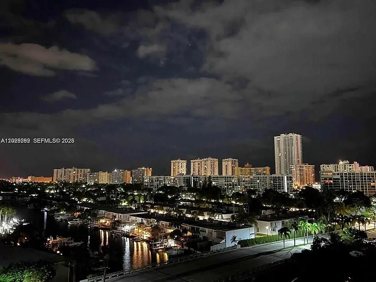 2500 Parkview Dr #1008 — Photo 53