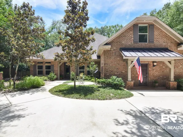 1 Greenbrier Ln, Fairhope, AL 36532