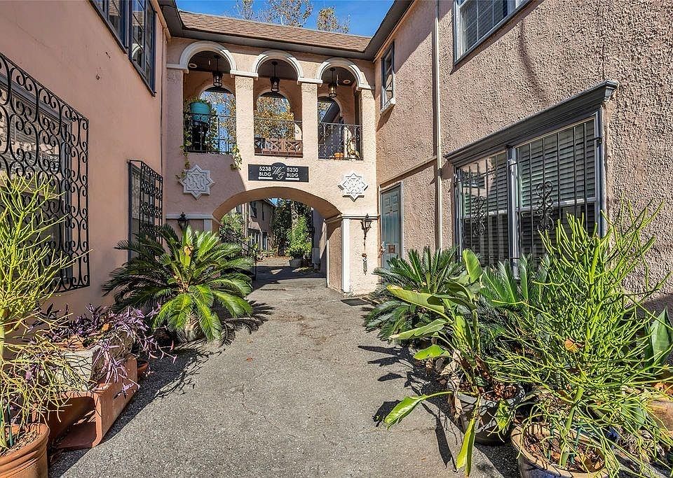 1st image of 5238 Arboles Dr #10