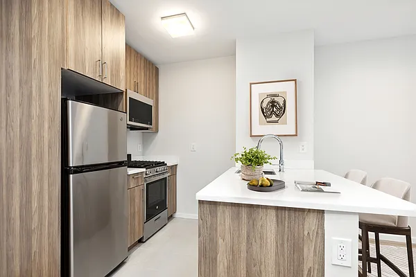 Rented by Compass | media 13